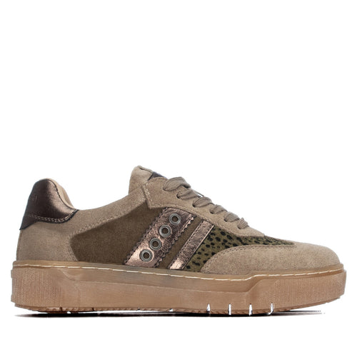 Baskets à lacets empiècement léopard Kaki Refresh