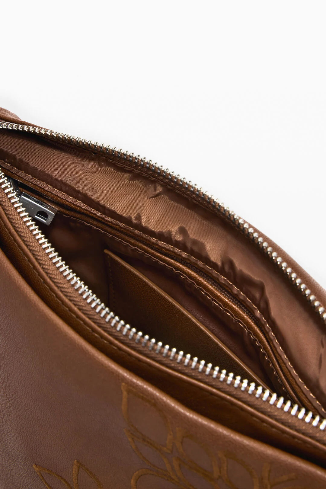 Sac moyen logo charm