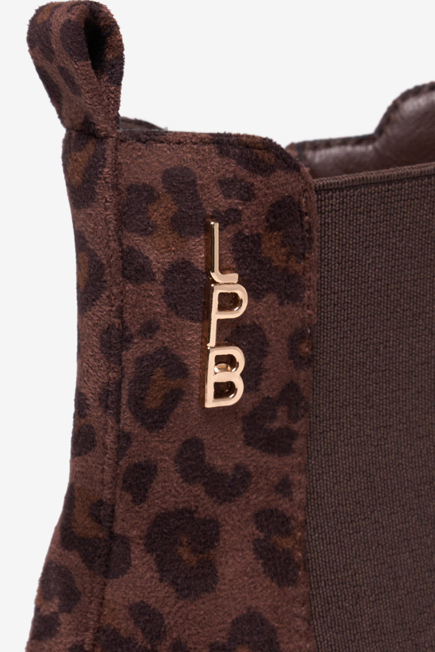 Bottines Maena Choco Léopard Suédine Les Petites Bombes, détail du logo