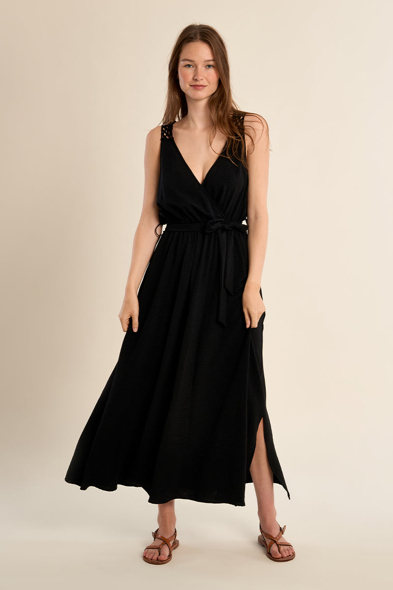 Robe longue avec dos ajouré macramé