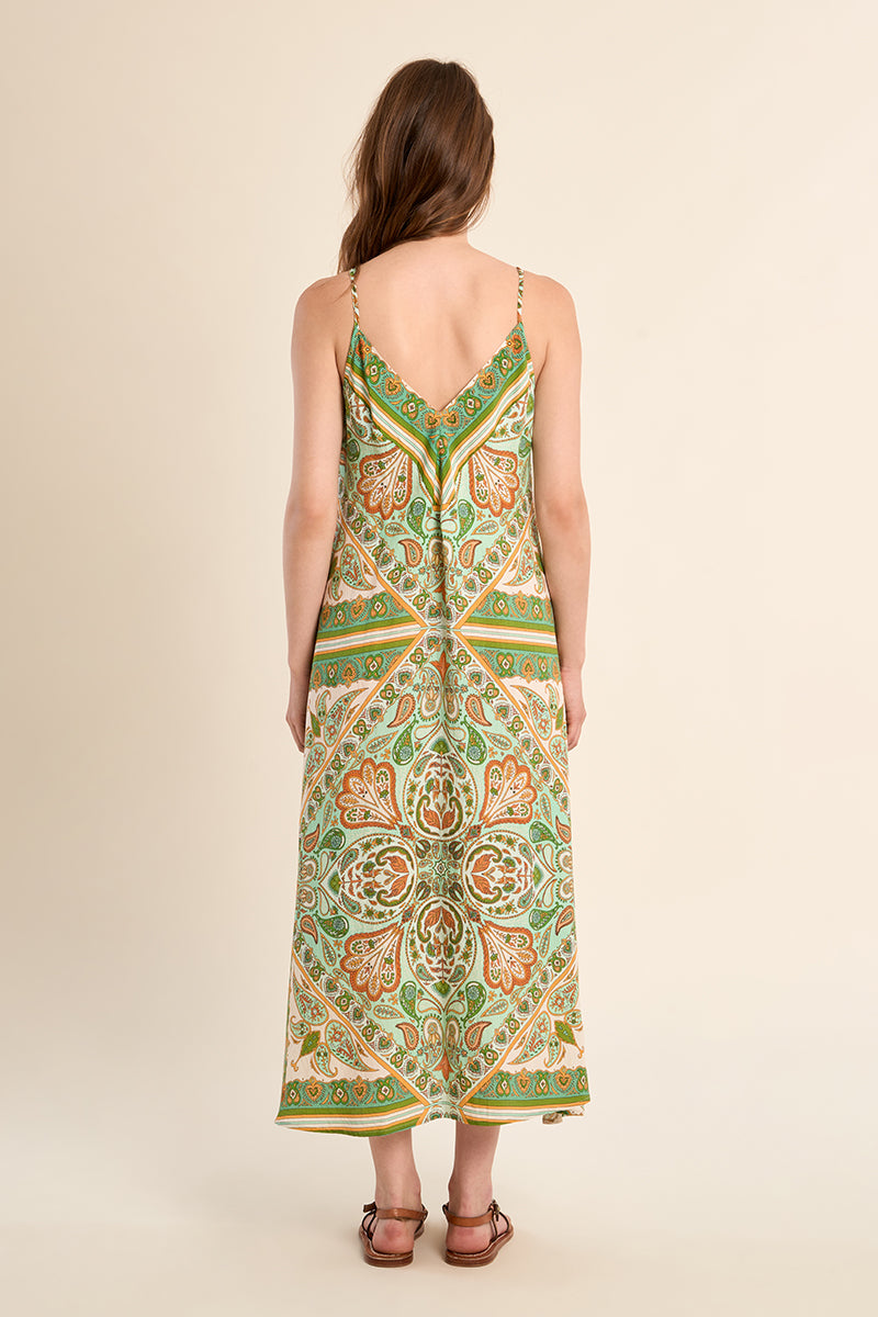 Longue robe fluide, imprimée
