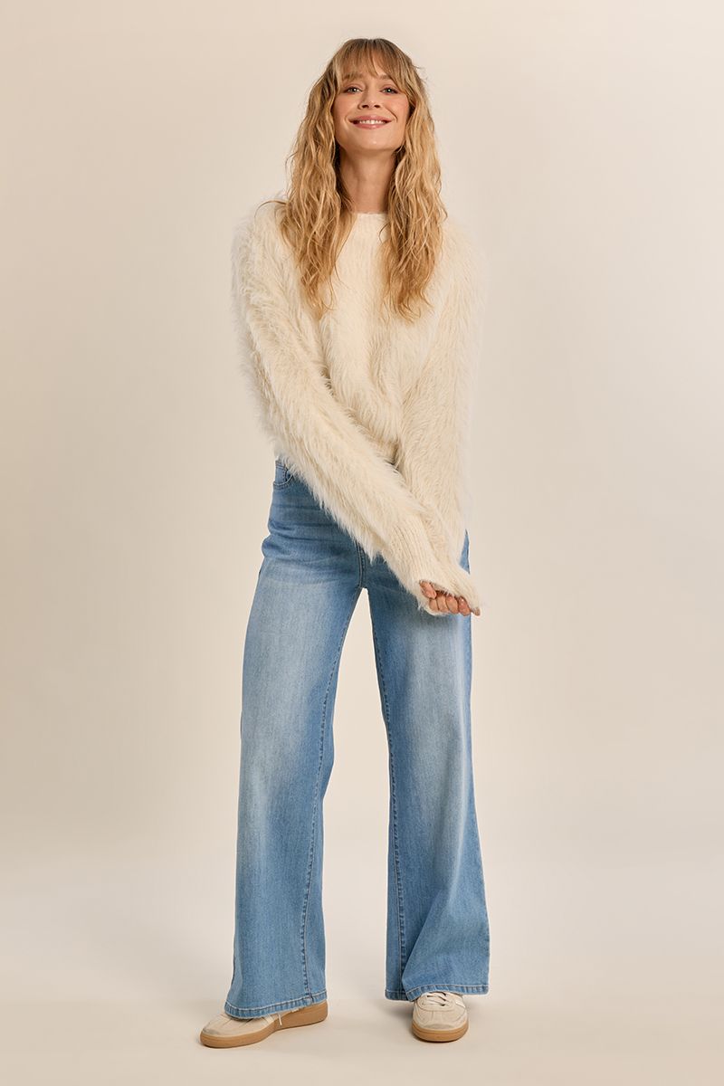 Pull court duveteux Crème Molly Bracken – vue 3