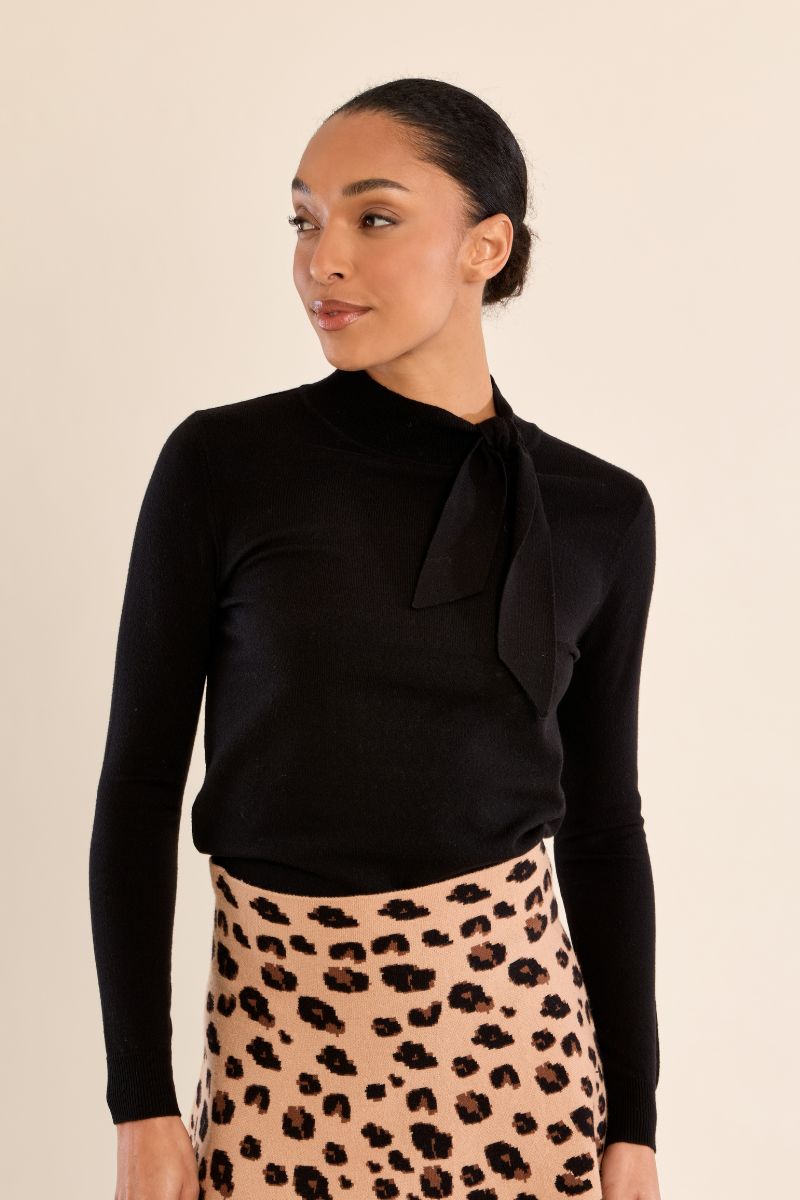 Pull en maille fine détail nœud Noir Molly Bracken – vue 1