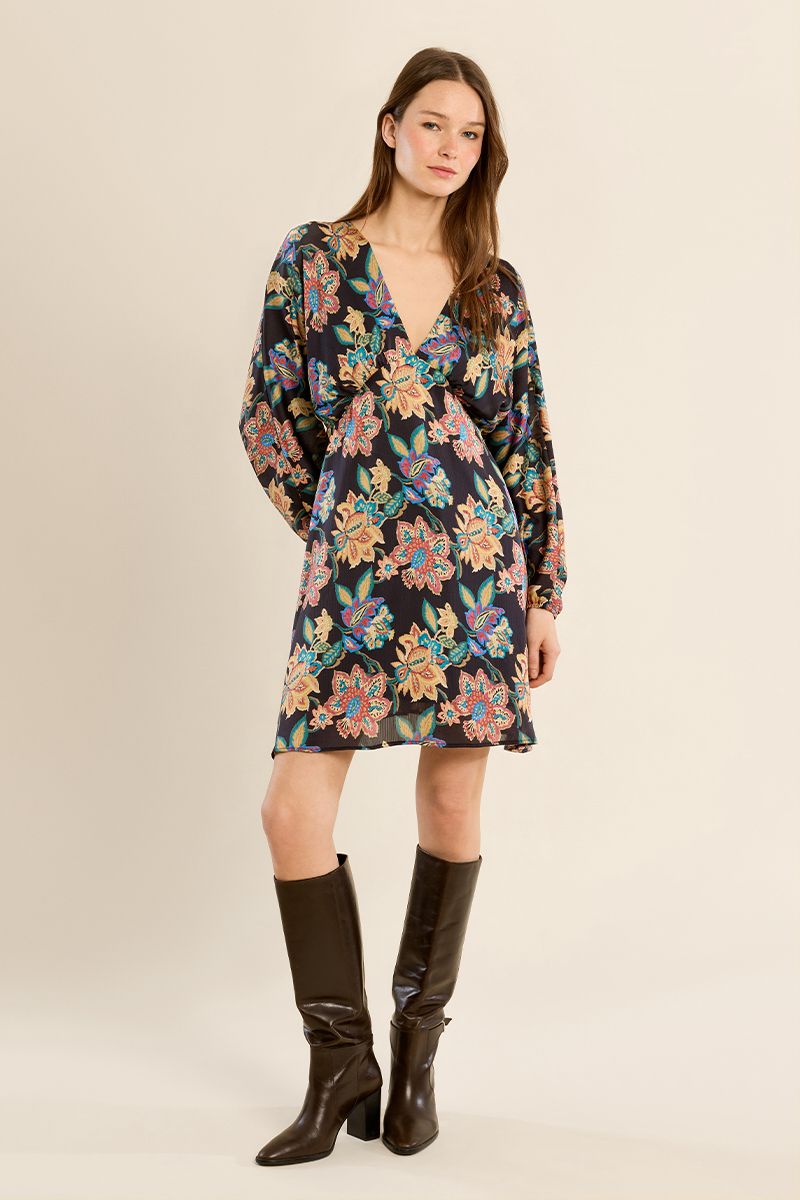 Robe courte cintrée à fleurs Helene Molly Bracken – vue 3